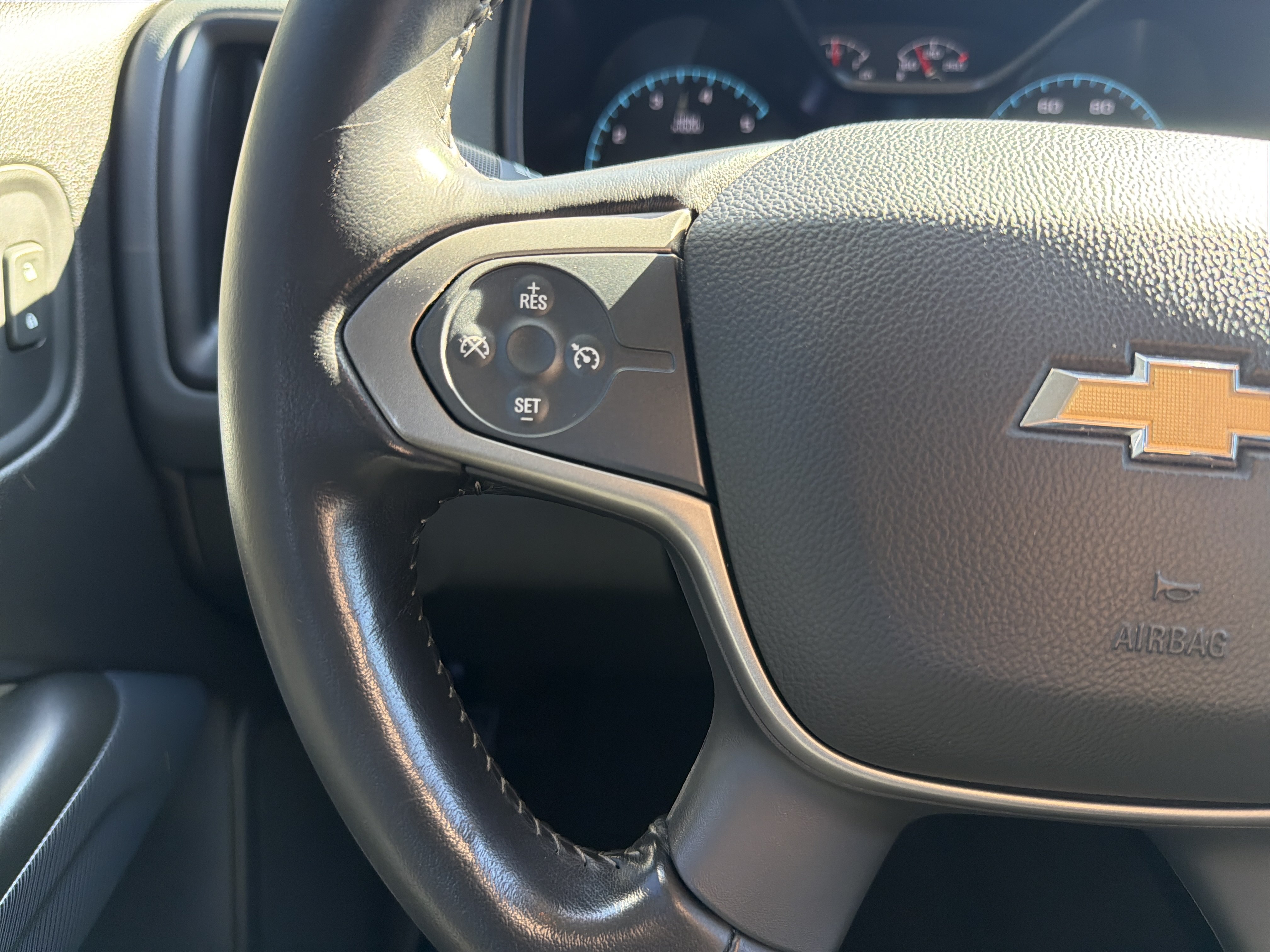 Used 2018 Chevrolet Colorado Z71 RWD image 19
