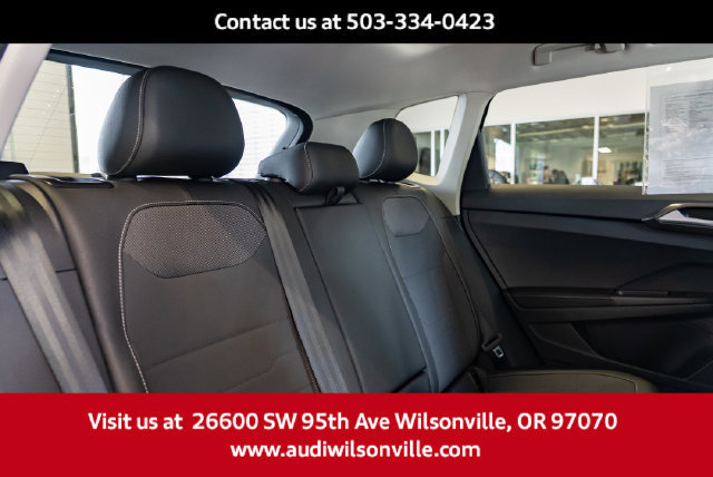 Used 2025 Volkswagen Taos SE AWD/4WD image 30