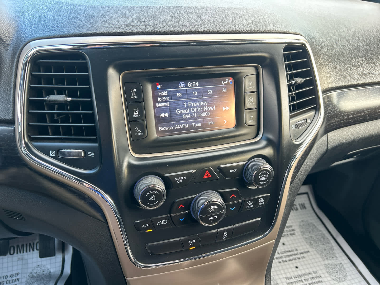 Used 2014 Jeep Grand Cherokee Laredo w/ Quick Order Package 23E AWD/4WD image 23