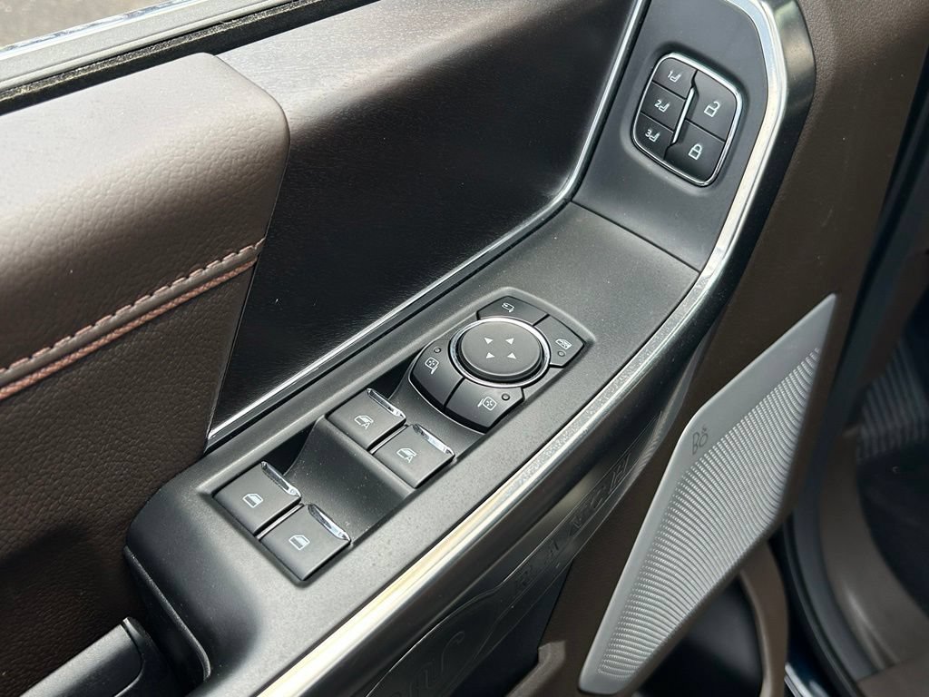 Certified 2025 Ford F150 King Ranch AWD/4WD image 18