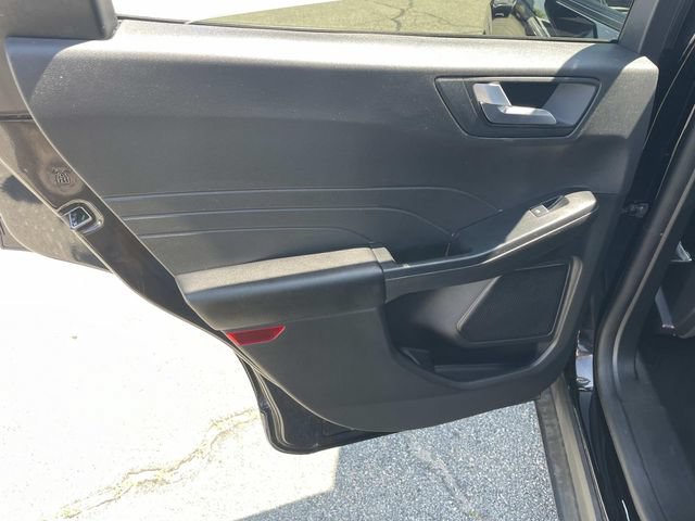 Used 2024 Ford Escape ST-Line AWD/4WD image 16