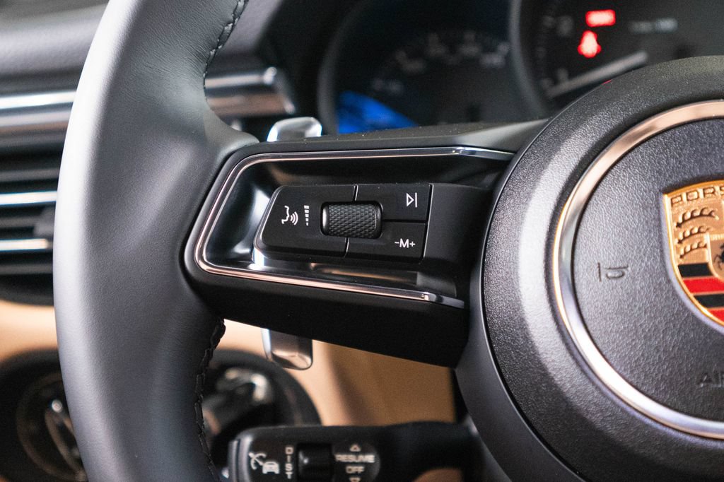 New 2026 Porsche Macan AWD/4WD image 34