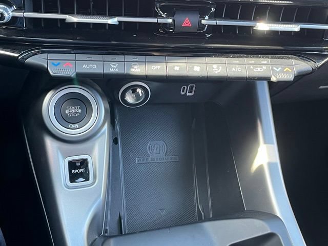 Used 2024 Dodge Hornet R/T Plus w/ R/T Blacktop Package AWD/4WD image 19
