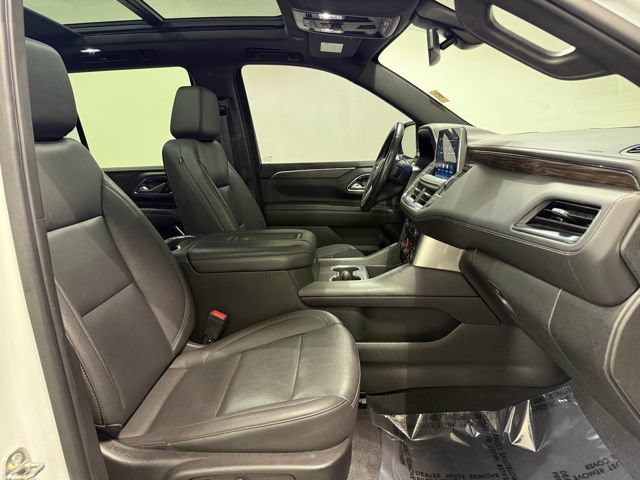 Certified 2022 Chevrolet Tahoe LT w/ Luxury Package AWD/4WD image 32