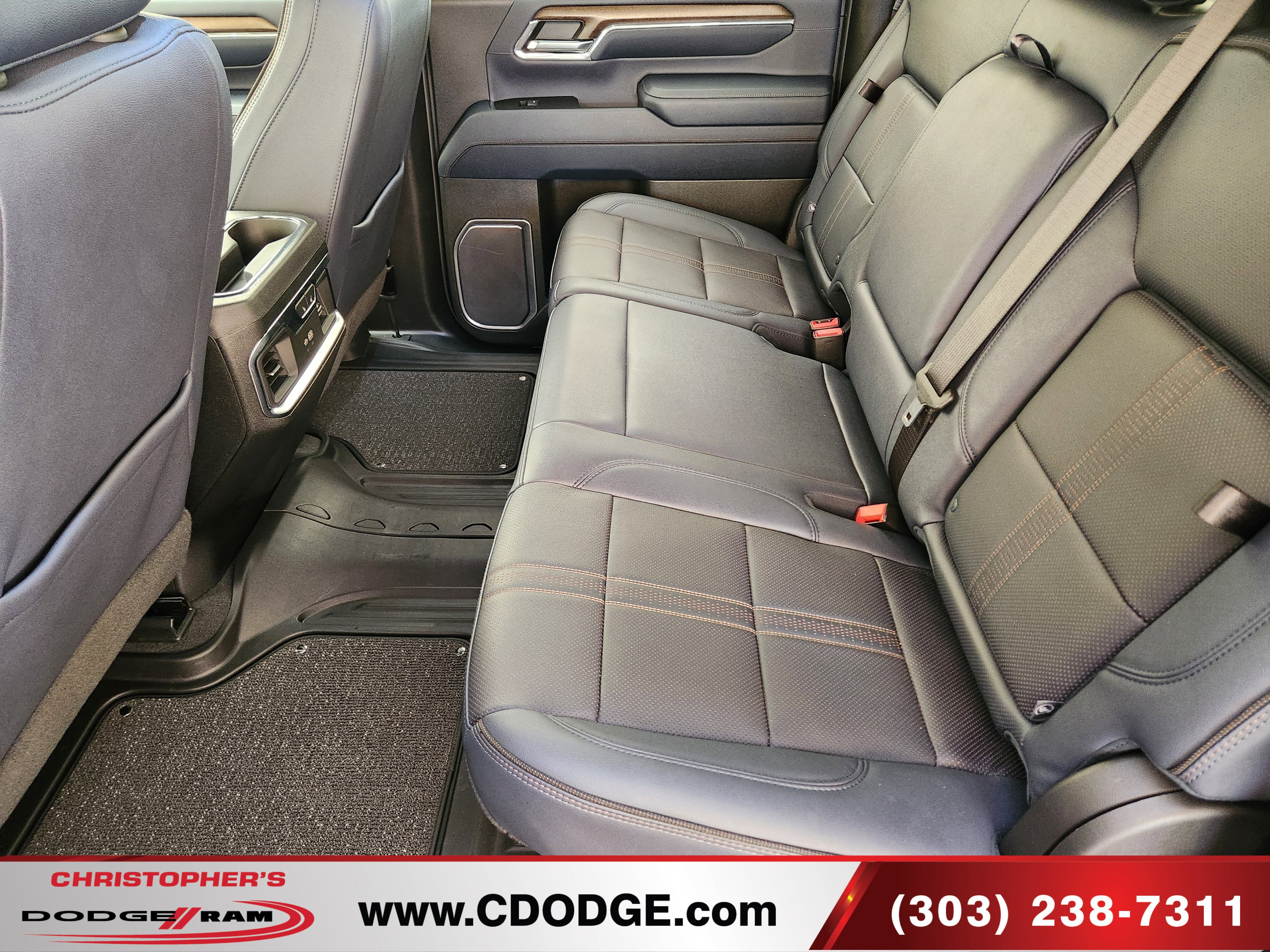 Used 2024 Chevrolet Silverado 2500 High Country w/ High Country Premium Package AWD/4WD image 20