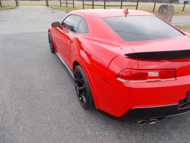Used 2015 Chevrolet Camaro Z/28 RWD image 6