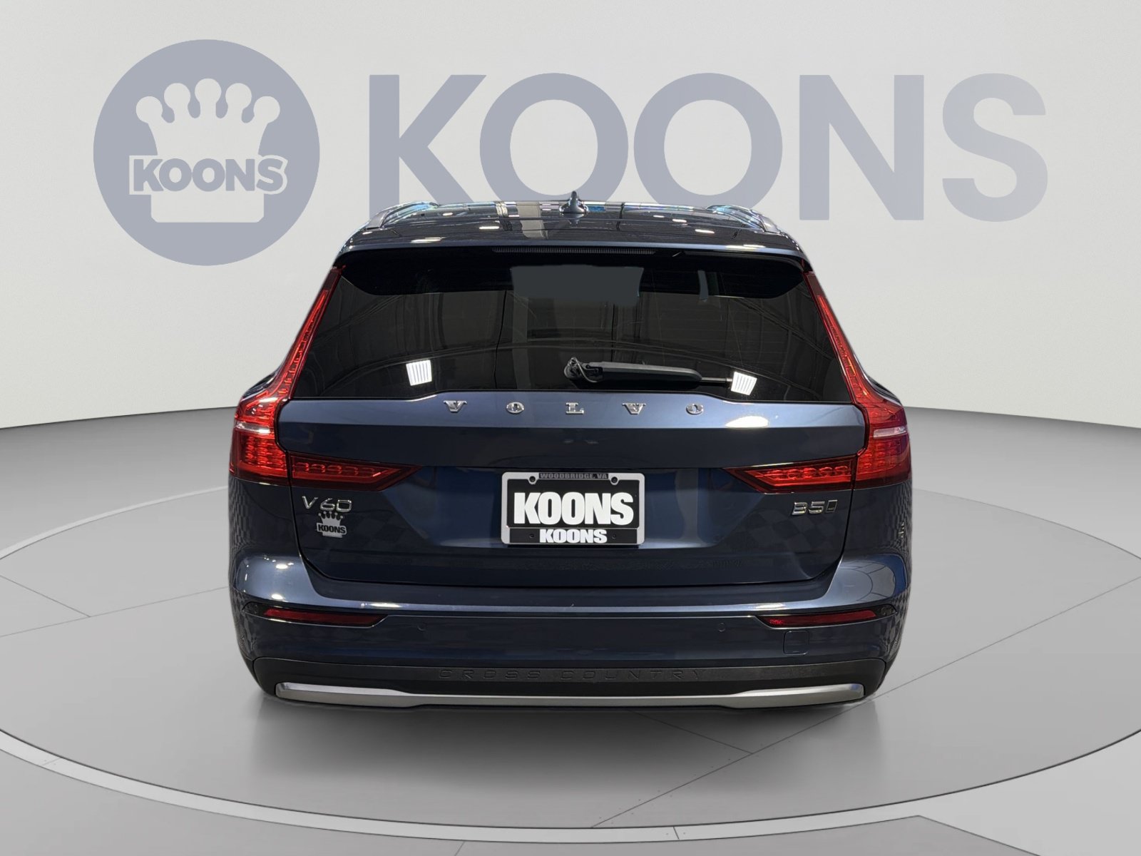 Used 2025 Volvo V60 B5 Cross Country Plus AWD/4WD image 5