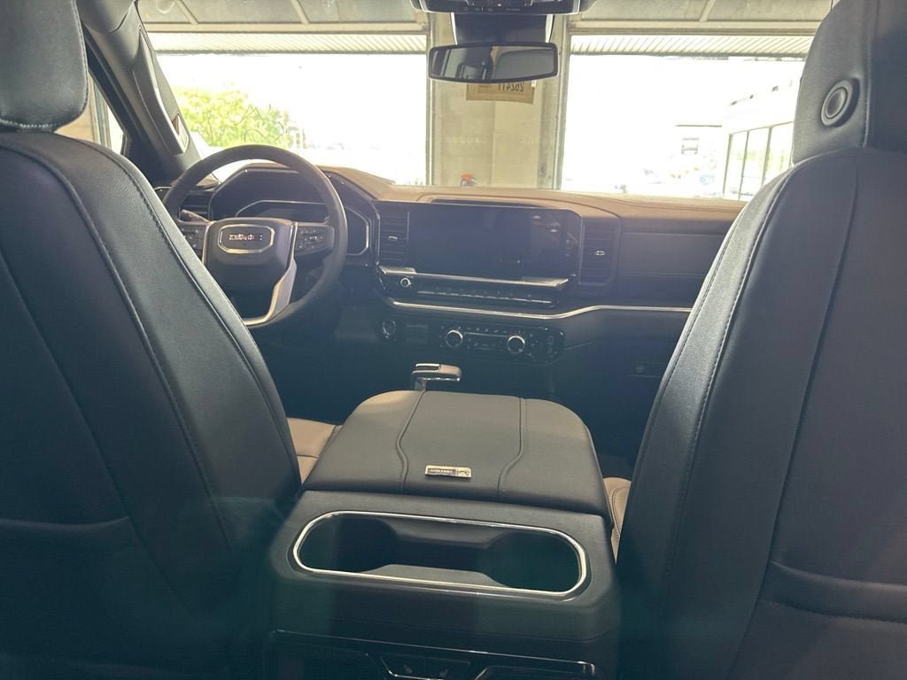 New 2026 GMC Sierra 1500 SLT w/ SLT Premium Plus Package AWD/4WD image 15