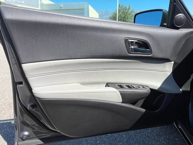 Used 2018 Acura ILX FWD image 9