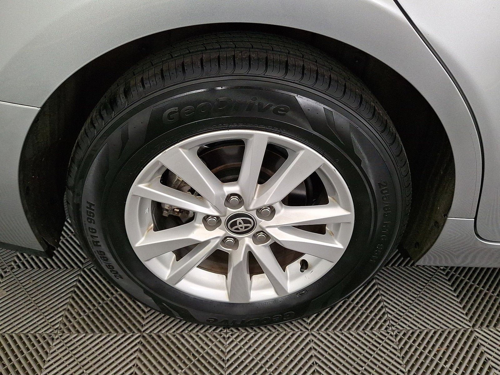 Certified 2025 Toyota Camry LE FWD image 18