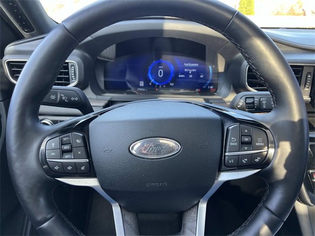Certified 2023 Ford Explorer Platinum w/ Equipment Group 601A image 25