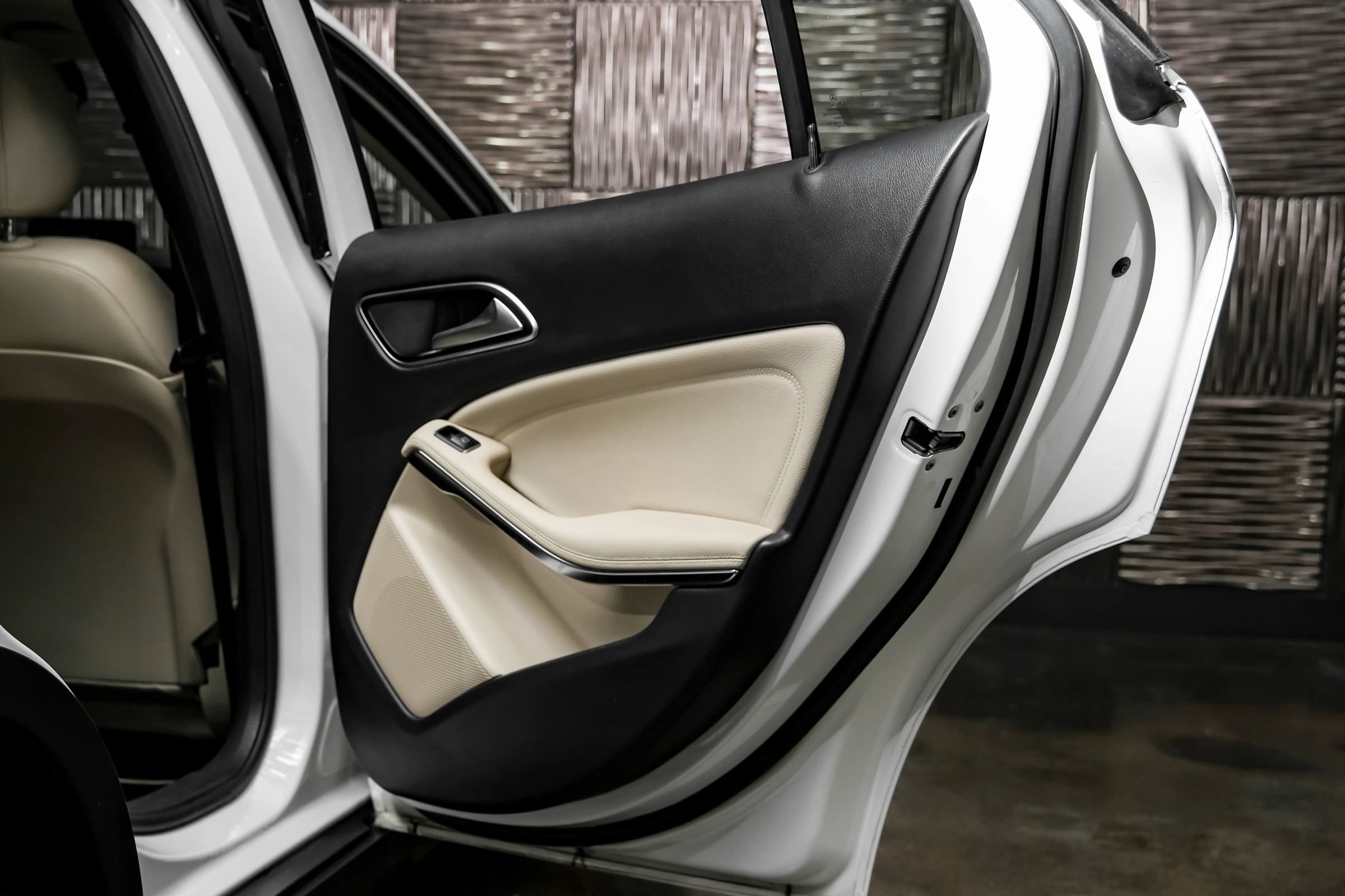 Used 2019 Mercedes-Benz GLA 250 image 43
