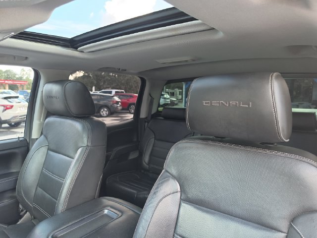Used 2015 GMC Sierra 1500 Denali w/ Driver Alert Package AWD/4WD image 24