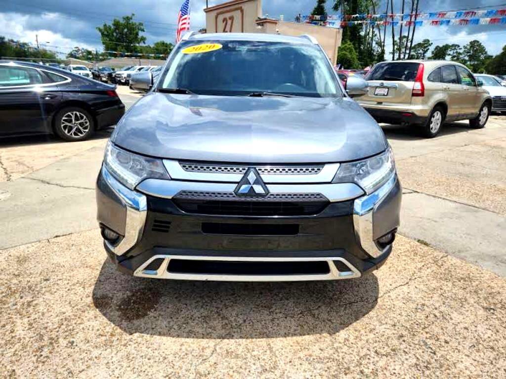 Used 2020 Mitsubishi Outlander SE image 2