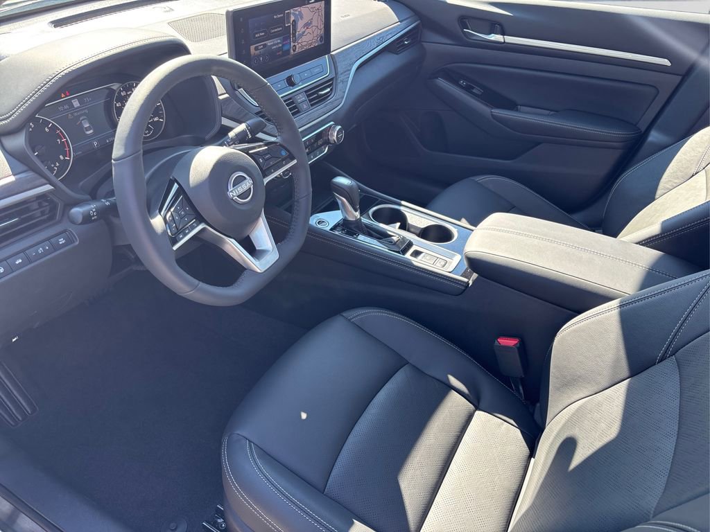 New 2025 Nissan Altima 2.5 SL image 8
