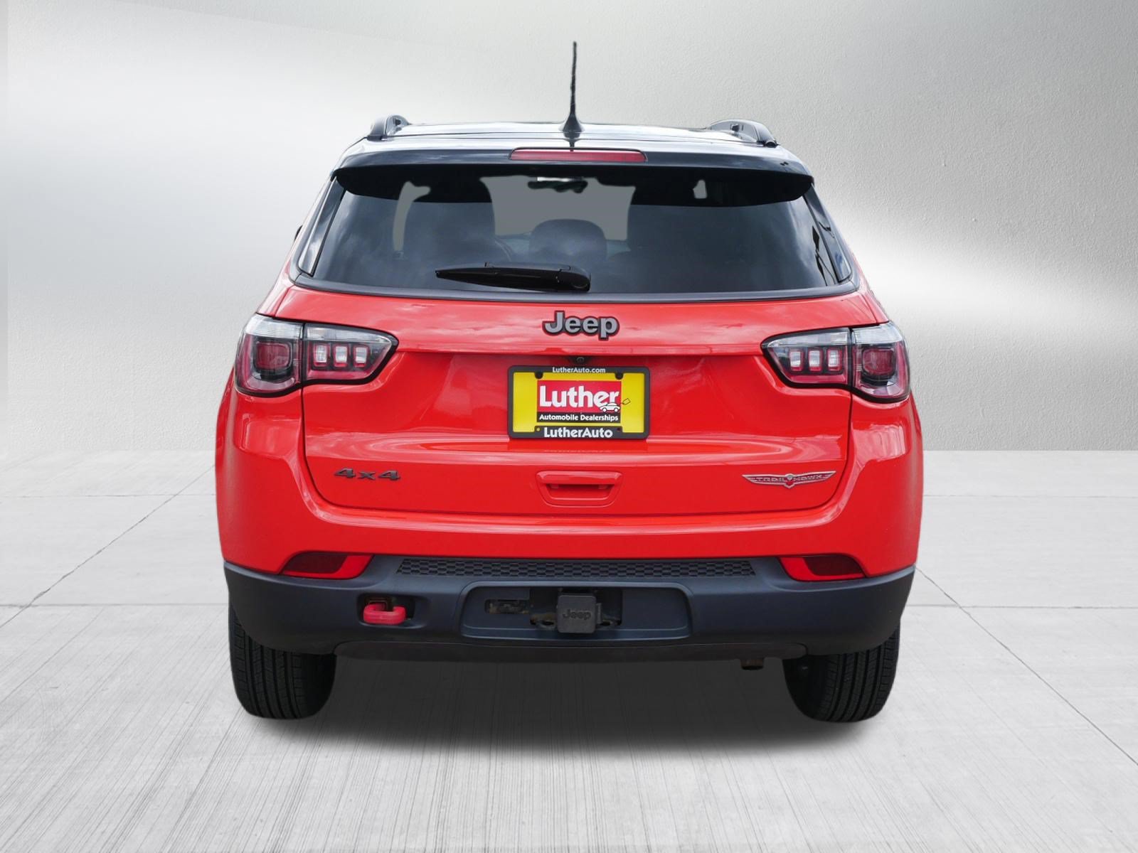 Used 2018 Jeep Compass Trailhawk w/ Navigation Group AWD/4WD image 6