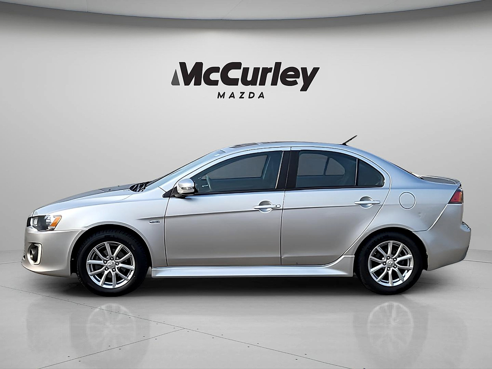 Used 2016 Mitsubishi Lancer ES AWD/4WD image 4
