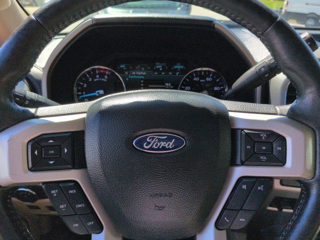 Used 2018 Ford F250 Lariat w/ Lariat Ultimate Package AWD/4WD image 34