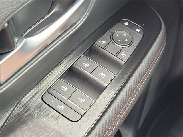 New 2026 Nissan Kicks SR image 18