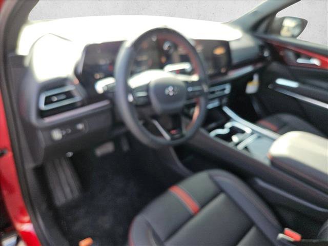 New 2026 Chevrolet Traverse RS image 3