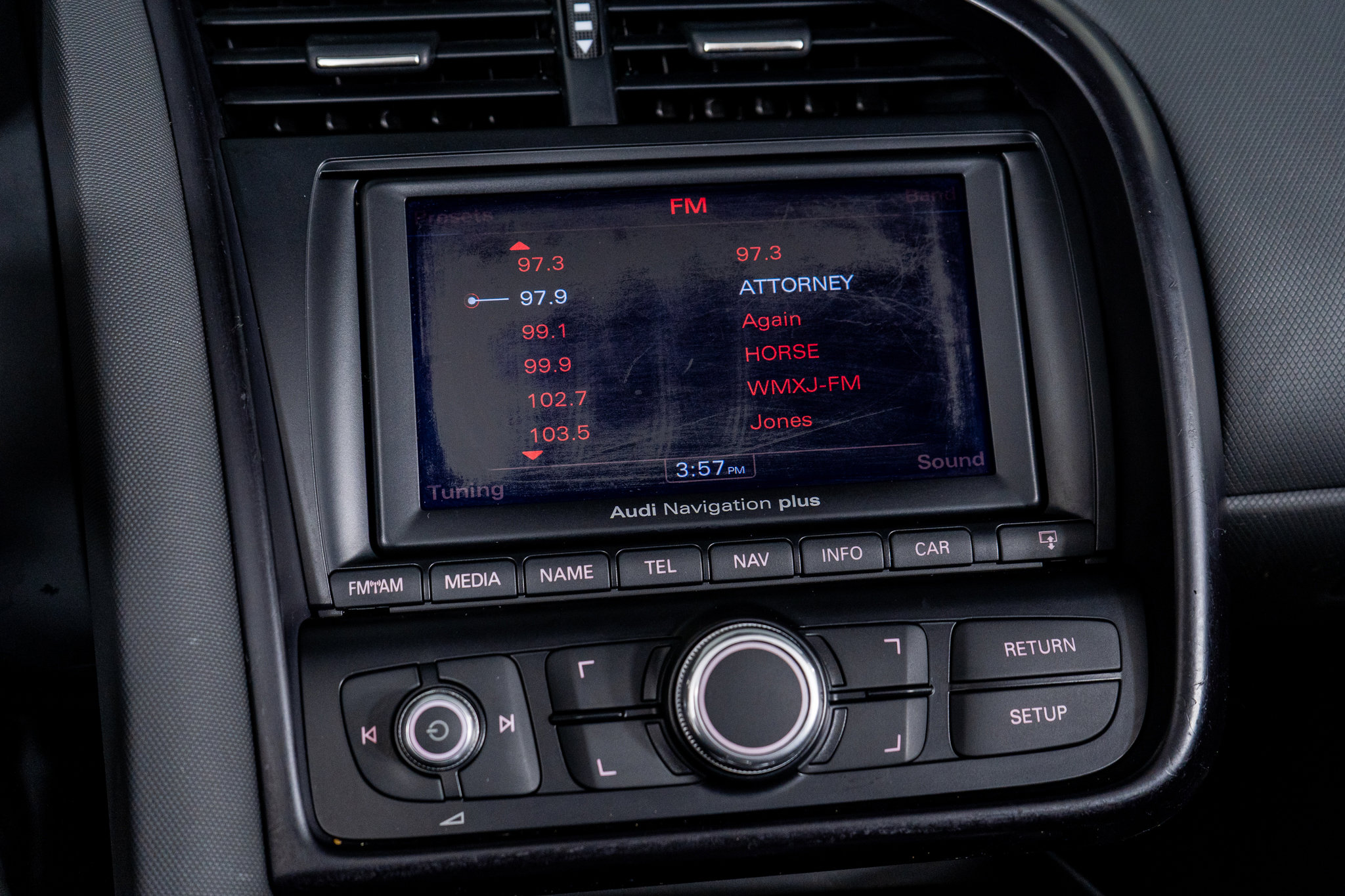 Used 2011 Audi R8 V8 image 39