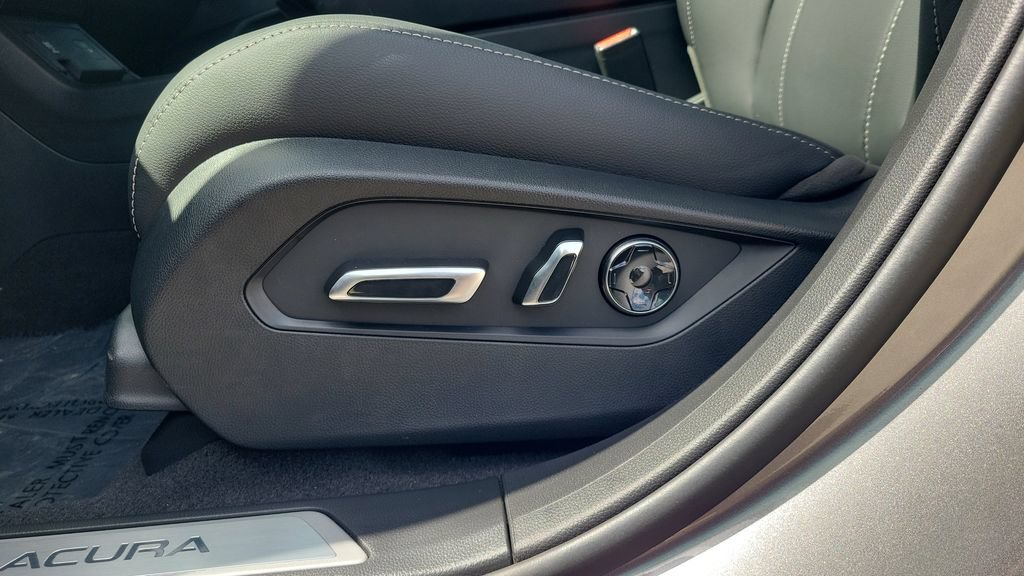 New 2026 Acura RDX SH-AWD image 16