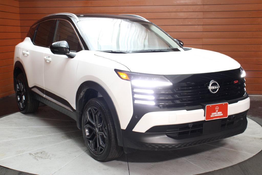New 2026 Nissan Kicks SR FWD image 26