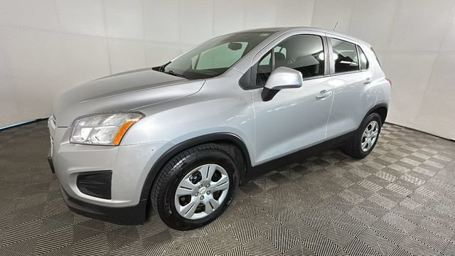 Used 2015 Chevrolet Trax LS FWD image 6