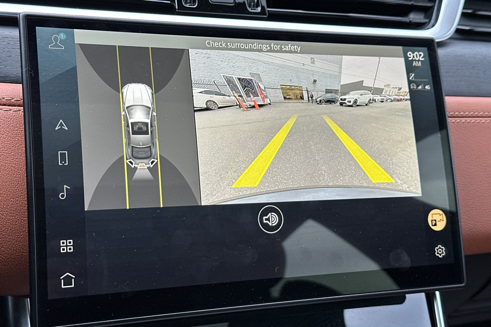 Used 2024 Jaguar XF R-Dynamic SE image 20