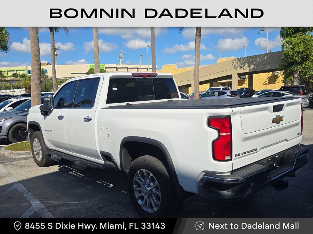 Used 2024 Chevrolet Silverado 2500 LTZ w/ LTZ Premium Package image 3