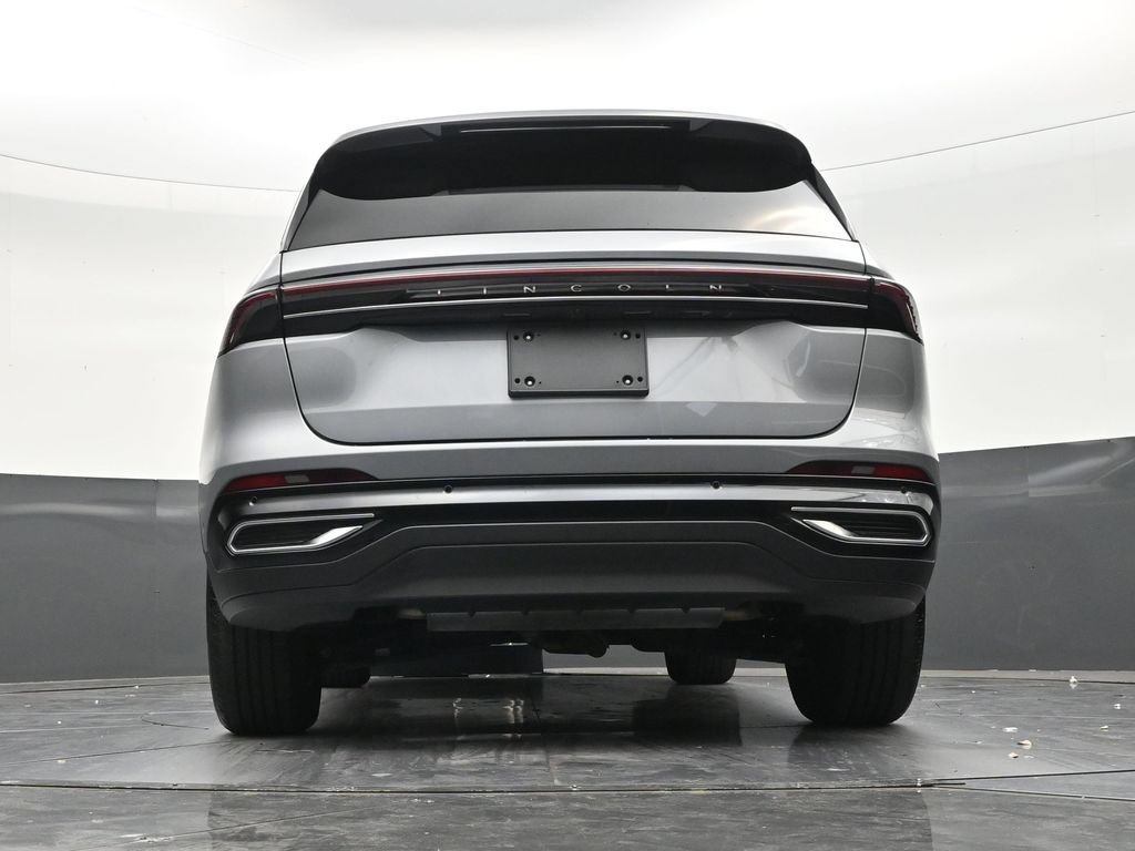 Used 2024 Lincoln Nautilus Premier AWD/4WD image 24