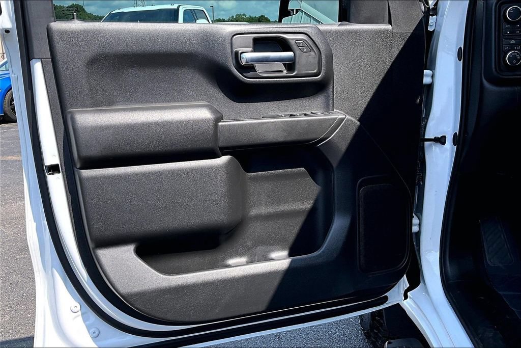 Used 2026 Chevrolet Silverado 1500 Custom Trail Boss w/ LPO, Dark Essentials Package AWD/4WD image 23