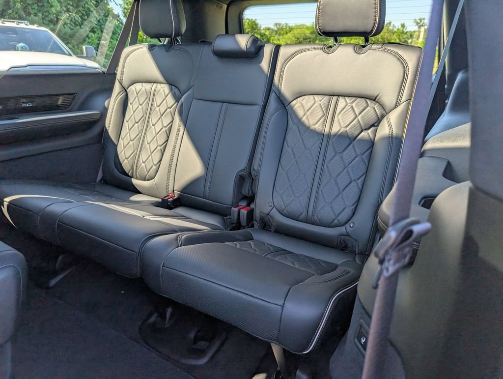 New 2026 Jeep Grand Wagoneer L Summit AWD/4WD image 24