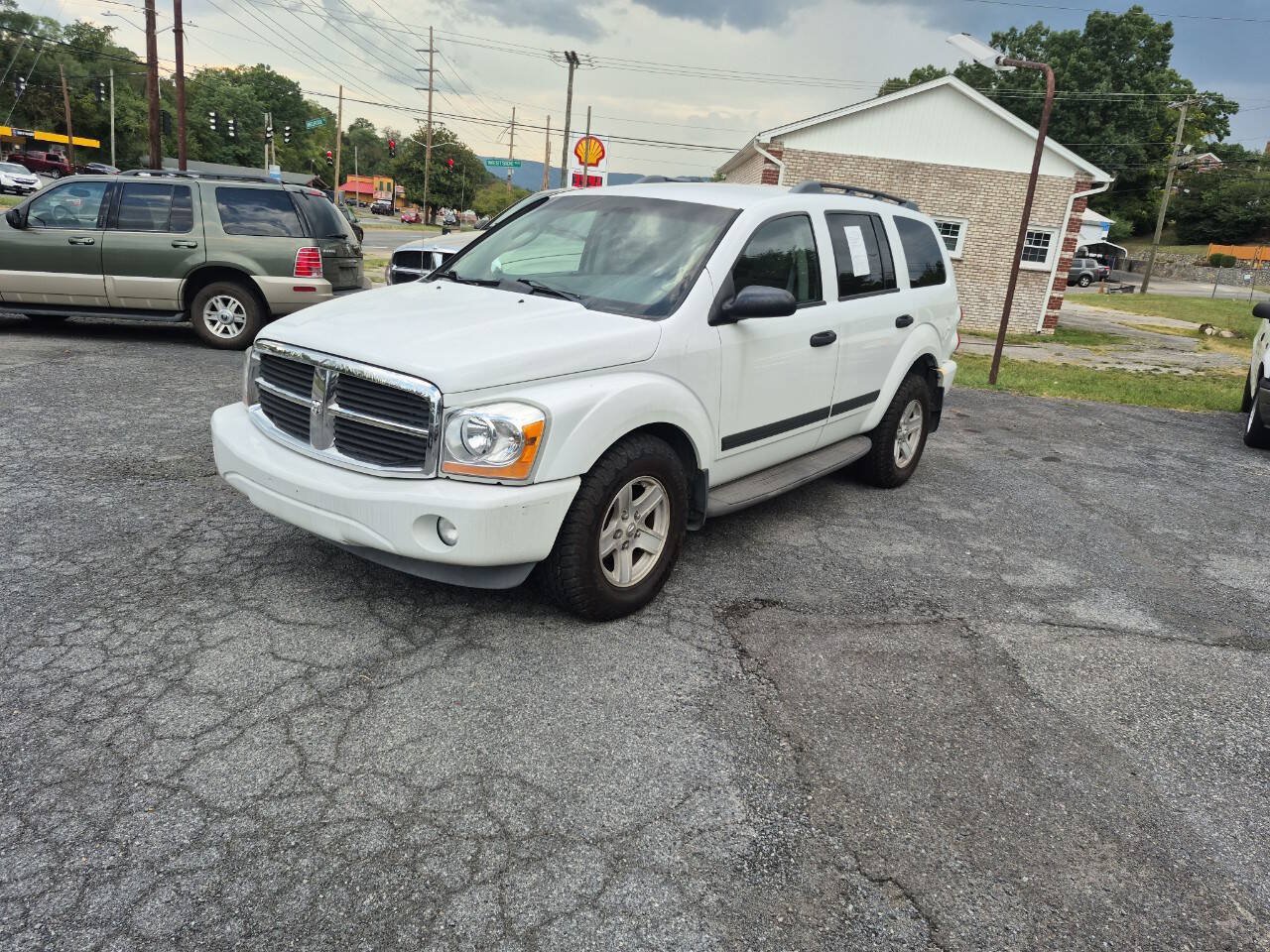 Used 2006 Dodge Durango SLT AWD/4WD image 1