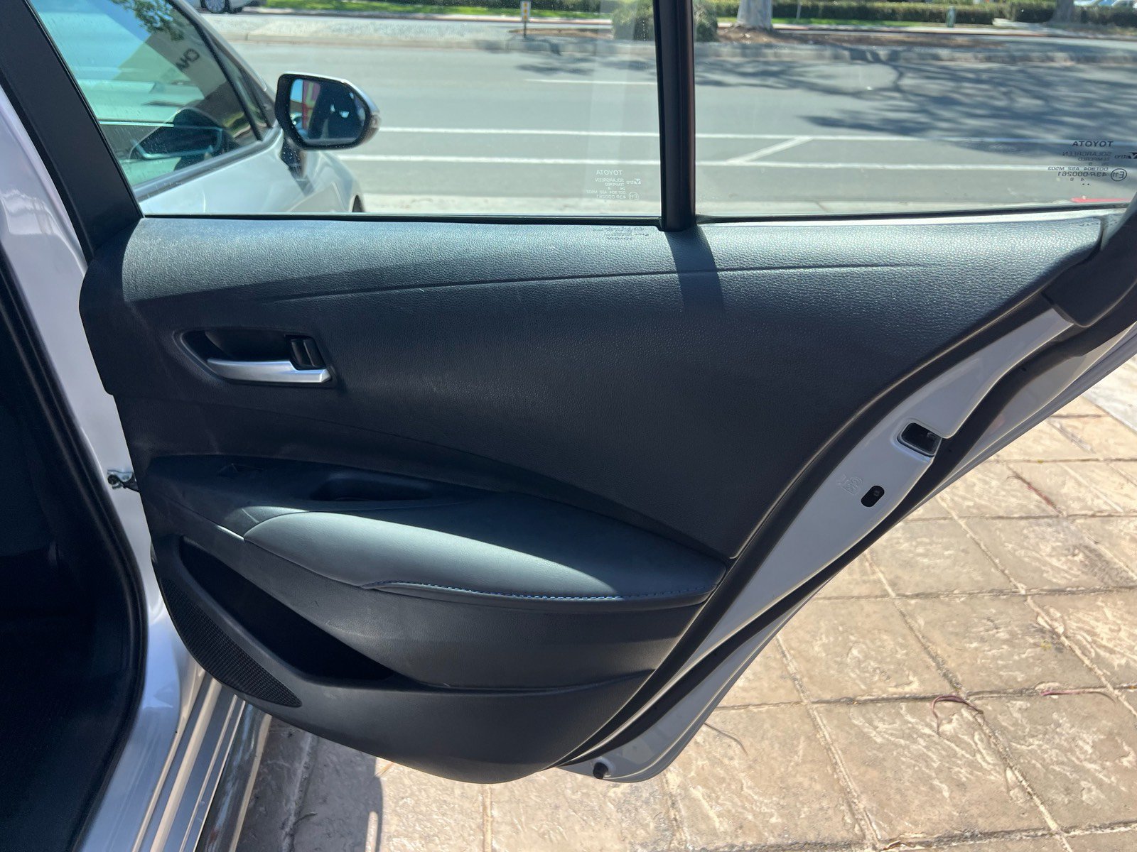 Used 2020 Toyota Corolla SE FWD image 26