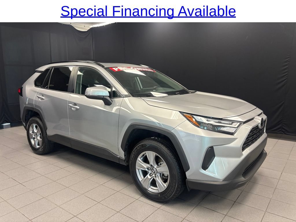 Used 2023 Toyota RAV4 XLE w/ Convenience Package FWD image 1