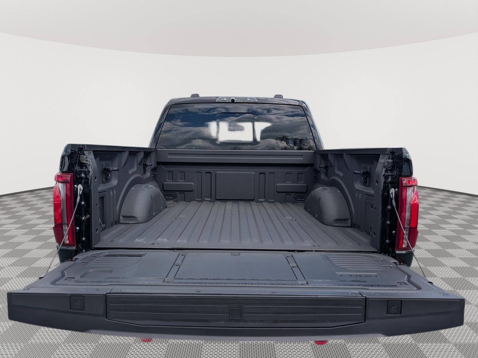 Used 2024 Ford F150 Raptor w/ Equipment Group 803A Raptor R AWD/4WD image 16