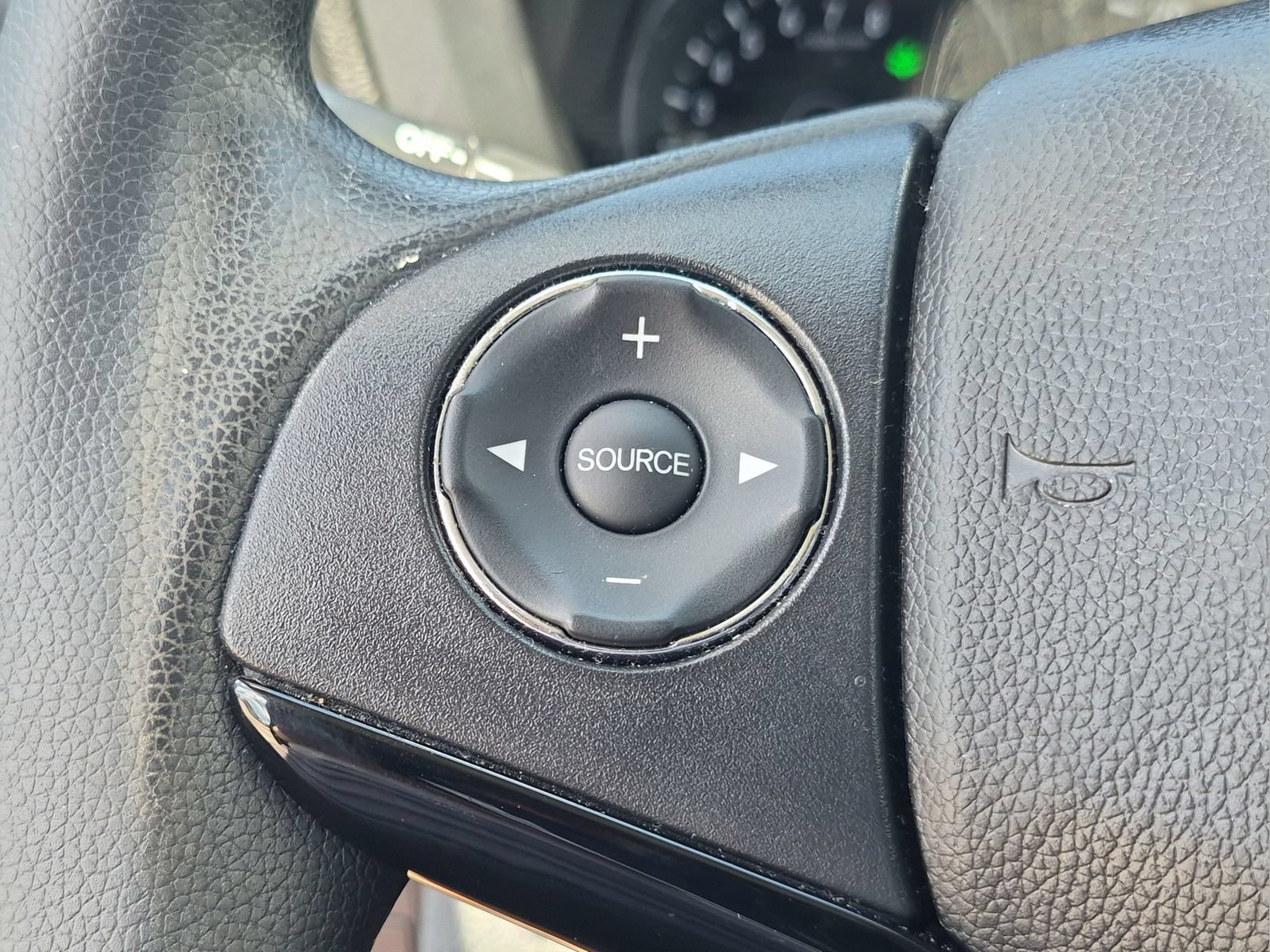 Certified 2020 Honda HR-V LX image 13