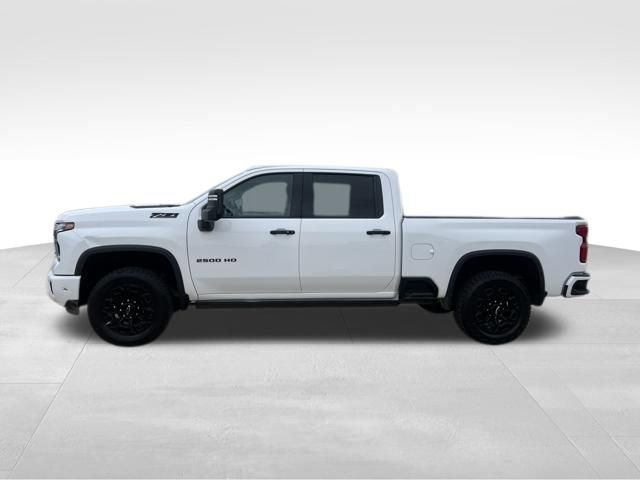 Used 2024 Chevrolet Silverado 2500 LTZ w/ LTZ Plus Package AWD/4WD image 3