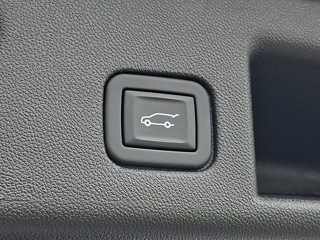 Certified 2024 Chevrolet Equinox RS w/ RS Leather Package AWD/4WD image 29
