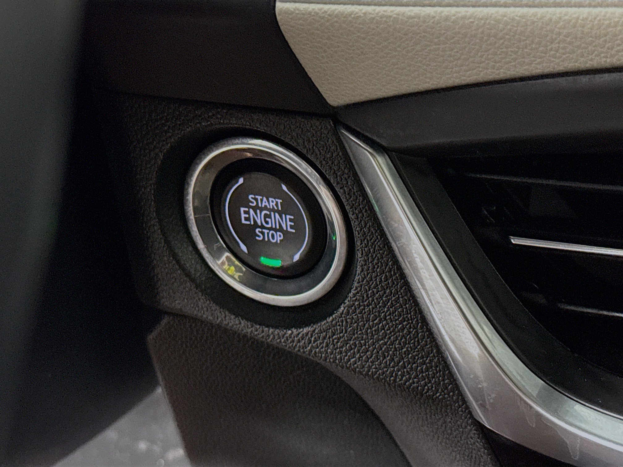 Used 2024 Buick Encore GX Avenir w/ Avenir Technology Package FWD image 19