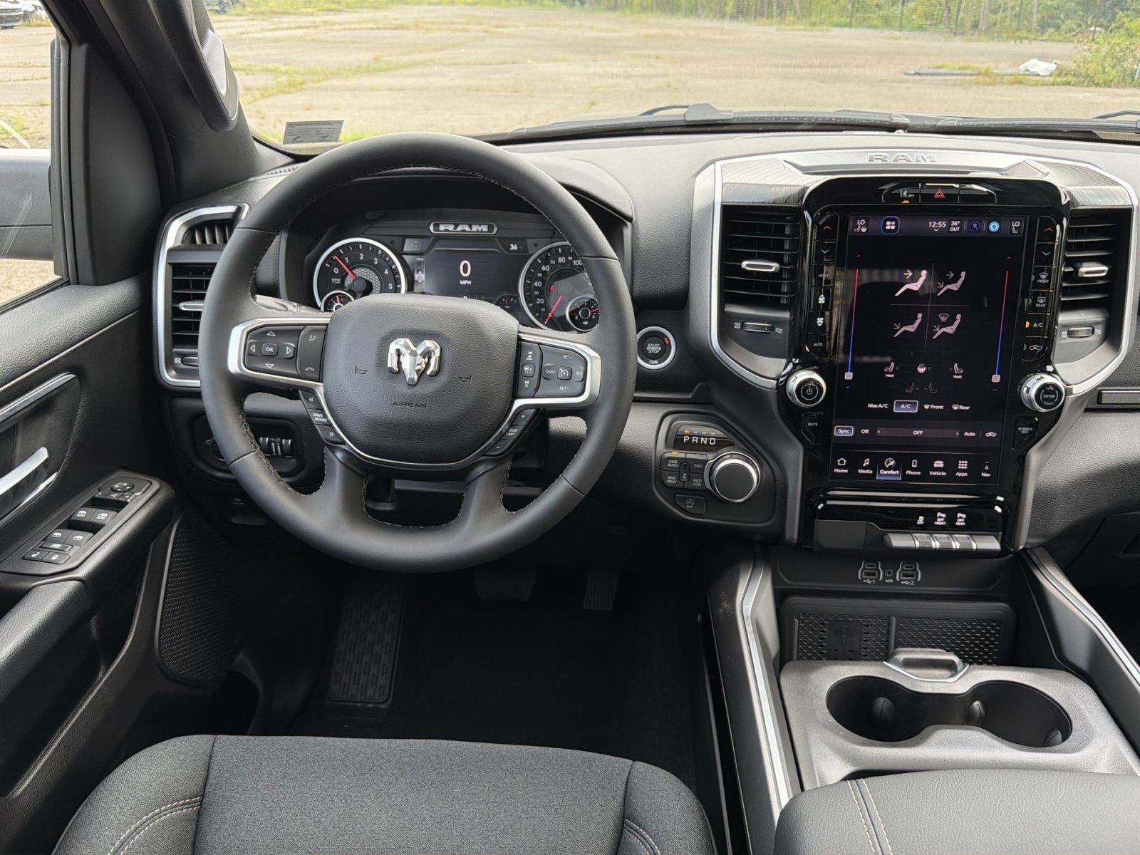 New 2026 RAM 1500 Big Horn AWD/4WD image 16