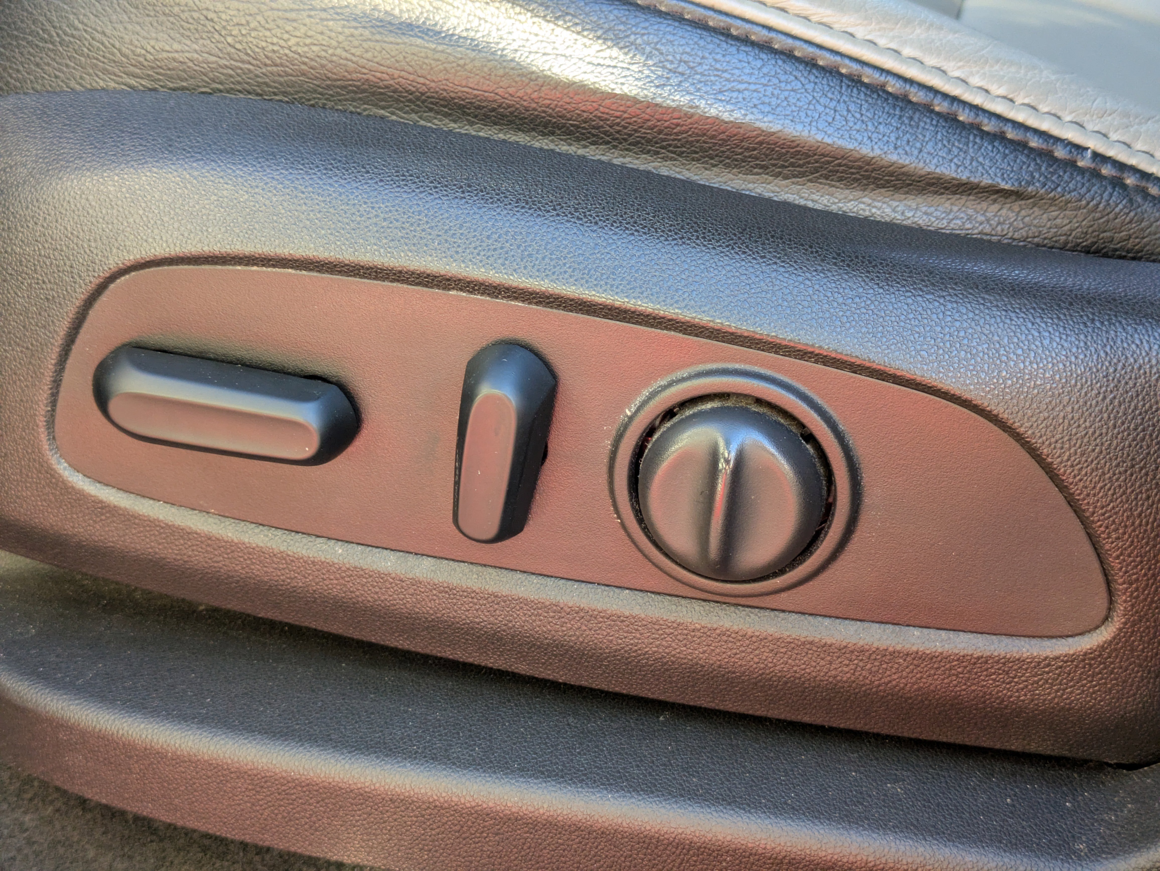 Certified 2018 GMC Terrain SLE w/ Driver Convenience Package image 21