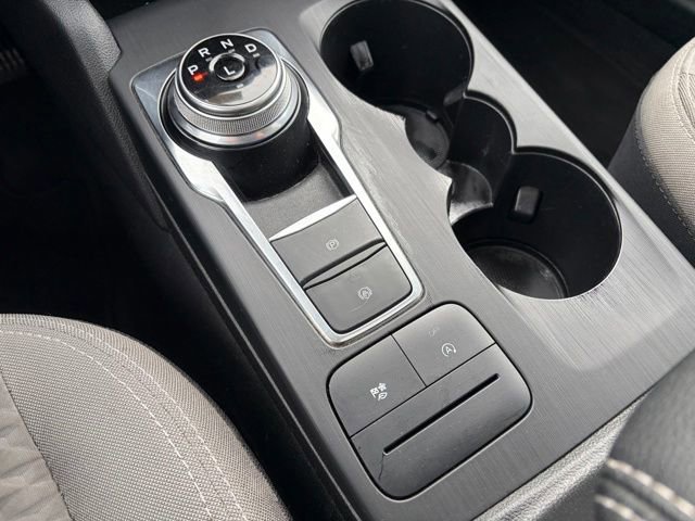 Used 2020 Ford Escape SE image 13