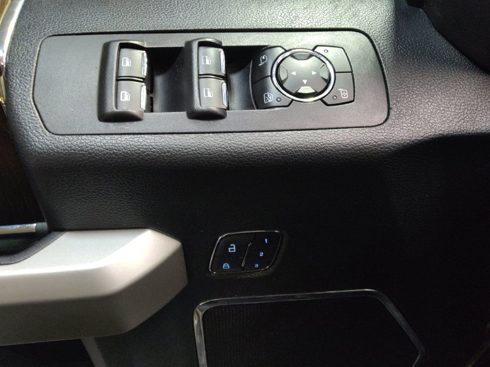 Used 2015 Ford F150 Lariat AWD/4WD image 27