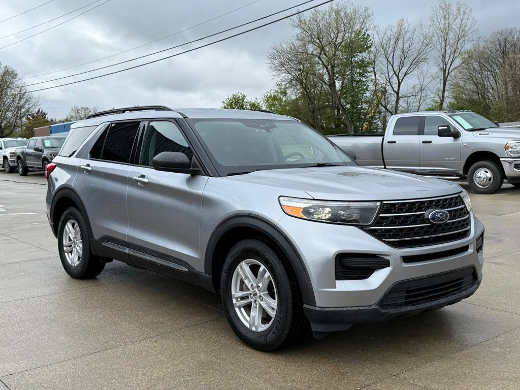 Used 2020 Ford Explorer XLT w/ Comfort Package AWD/4WD image 19