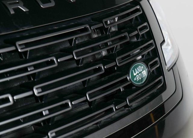 New 2025 Land Rover Range Rover SE image 20
