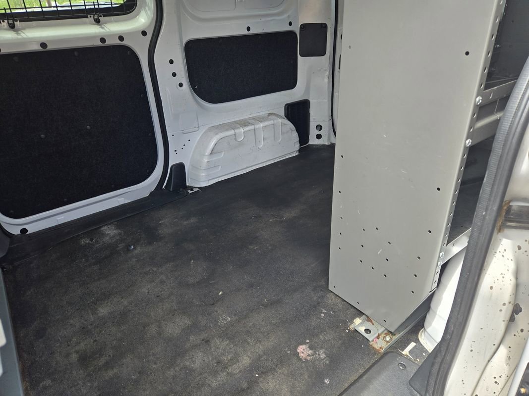 Used 2019 Nissan NV200 S FWD image 18