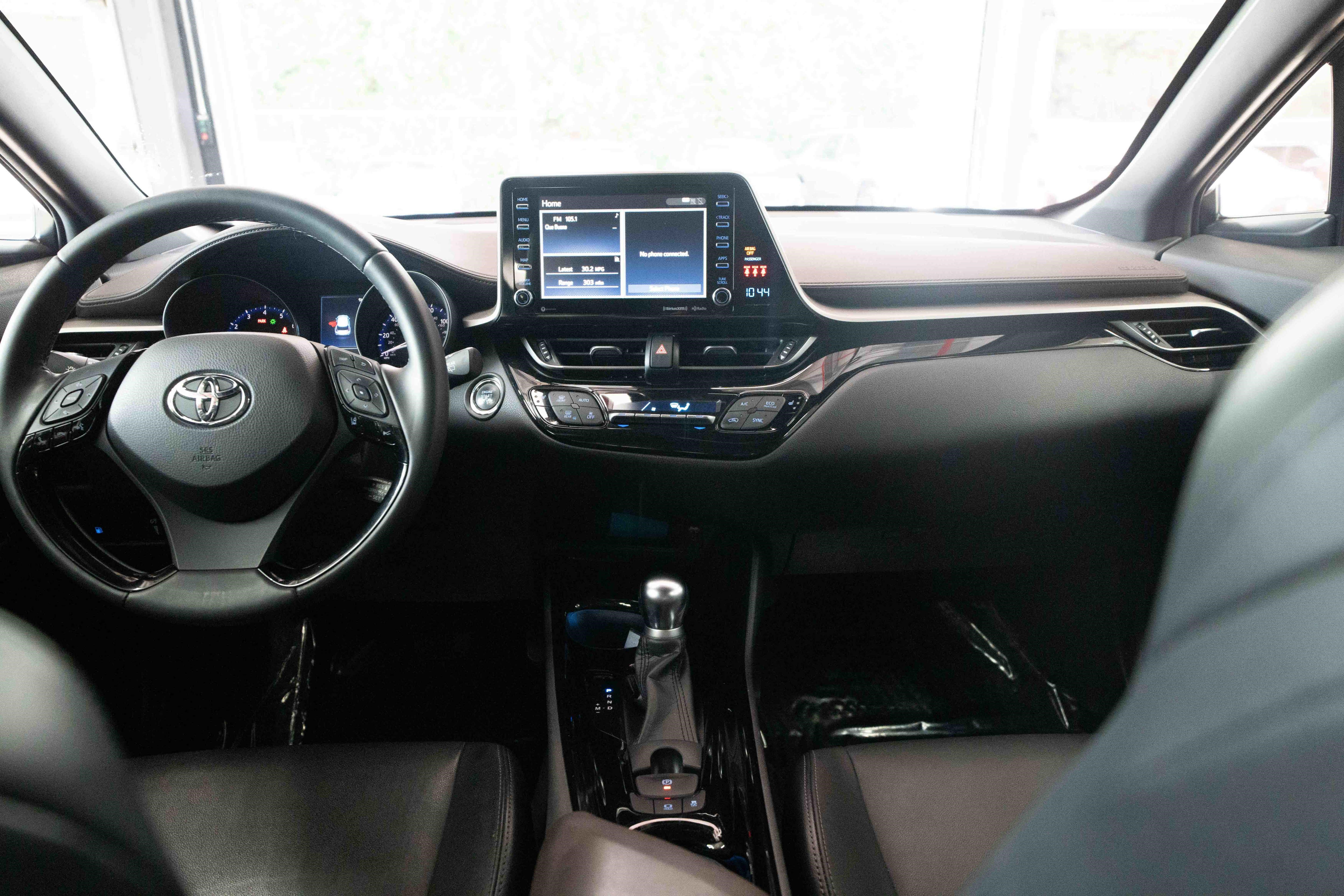 Used 2019 Toyota C-HR Limited FWD image 20