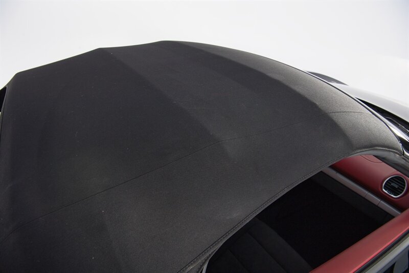 Used 2021 Porsche 718 Boxster Spyder RWD image 51